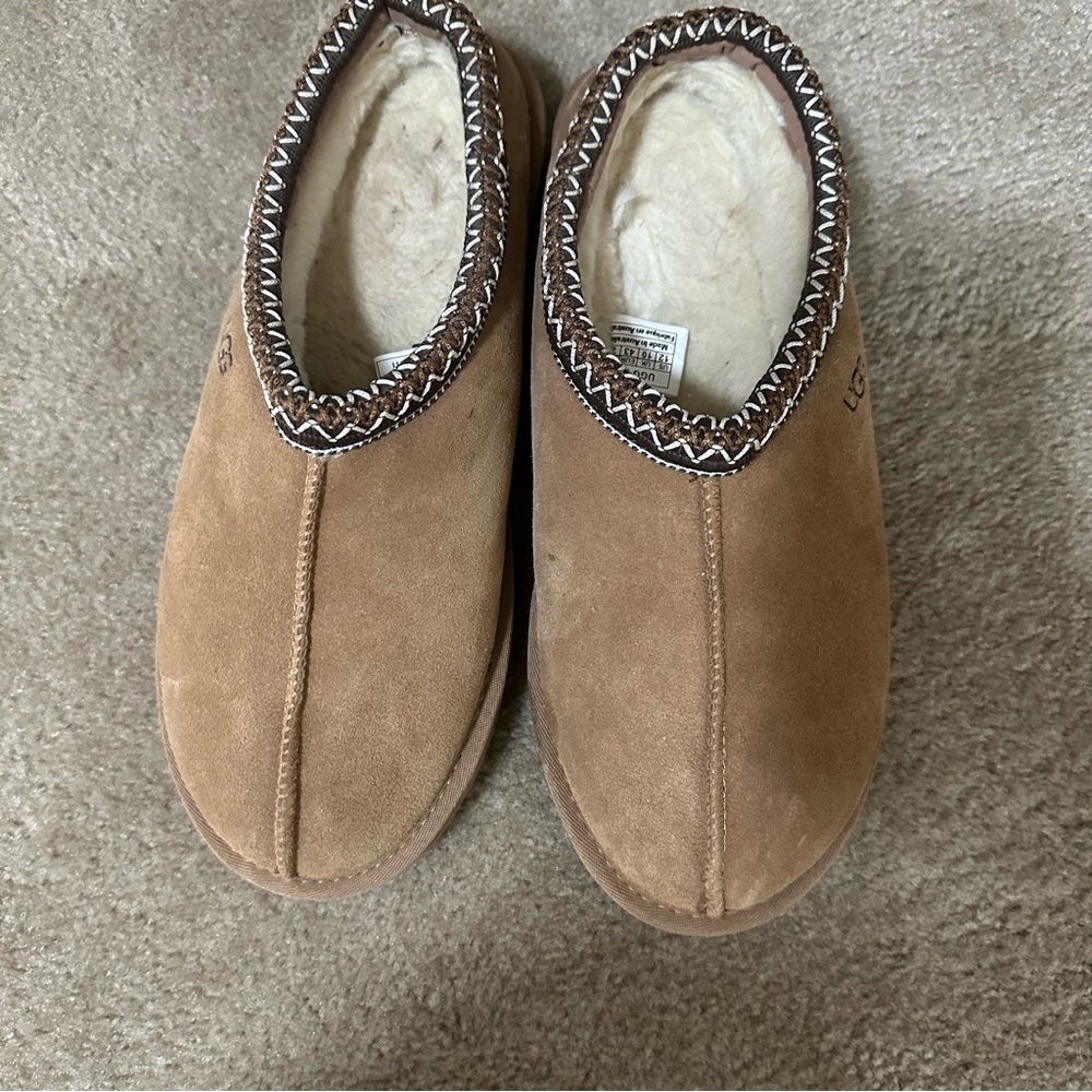 Men’s tan Uggs